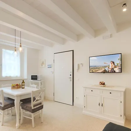 Marinelli - La Madonnina 公寓 *